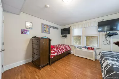 1967 Washington Avenue, Seaford, NY 11783 - Photo 8