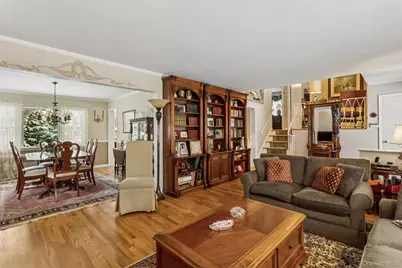 688 Hempstead Avenue, Rockville Centre, NY 11570 - Photo 6