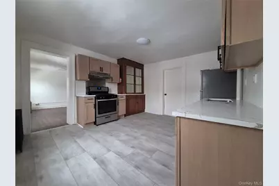 207 Mill Street, Poughkeepsie, NY 12601 - Photo 2