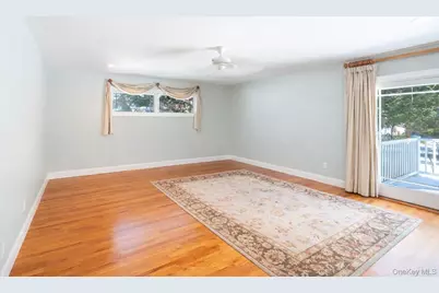 1545 E Gillette Drive, East Marion, NY 11939 - Photo 16