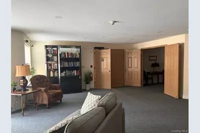 306 Sutton Drive, Mount Kisco, NY 10549 - Photo 28