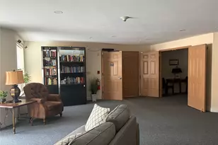 306 Sutton Dr, Mount Kisco, NY 10549 - Photo 28