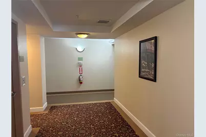 306 Sutton Drive, Mount Kisco, NY 10549 - Photo 26