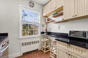 21 Fieldstone Dr, Hartsdale, NY 10530 - Photo 8