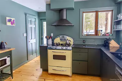 37 Williams Road, Red Hook, NY 12571 - Photo 4