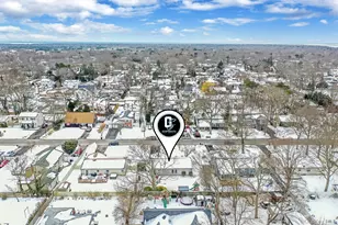 33 Loughlin Dr, Shirley, NY 11967 - Photo 40