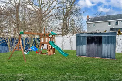 33 Loughlin Drive, Shirley, NY 11967 - Photo 36