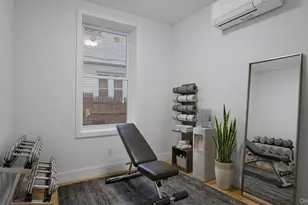 679 E 221st St, Bronx, NY 10467 - Photo 8