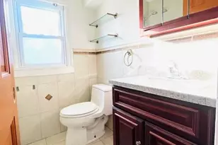 155-11 115th Dr, Jamaica, NY 11434 - Photo 10