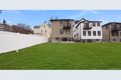338 E 234th Street, Bronx, NY 10470 - Photo 26
