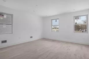 338 E 234th St, Bronx, NY 10470 - Photo 12