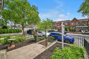 54-28 65th Pl, Maspeth, NY 11378 - Photo 28