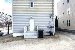 211 Winnikee Ave, Poughkeepsie, NY 12601 - Photo 8