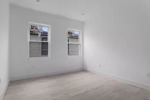 340 E 234th St, Bronx, NY 10470 - Photo 16