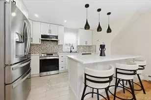 66 Elm St, Valley Stream, NY 11580 - Photo 14