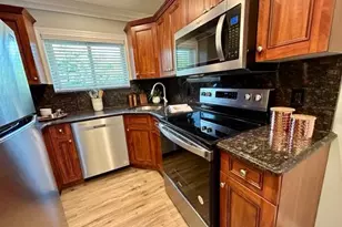 55 Golden Ave, Deer Park, NY 11729 - Photo 2