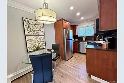 55 Golden Avenue #B03, Deer Park, NY 11729 - Photo 4