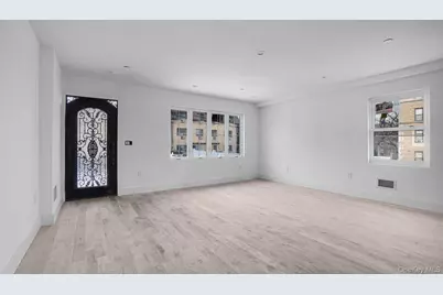 342 E 234th Street, Bronx, NY 10470 - Photo 8