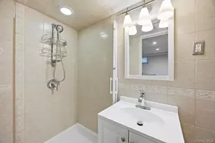 750 Swinton Ave, Bronx, NY 10465 - Photo 14