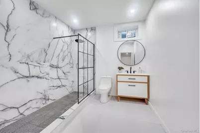 2497 Tonquin Street, East Meadow, NY 11554 - Photo 22