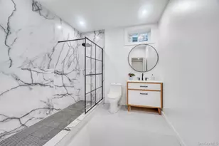 2497 Tonquin St, East Meadow, NY 11554 - Photo 22