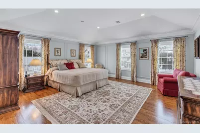 265 Northwoods Road, Manhasset, NY 11030 - Photo 20