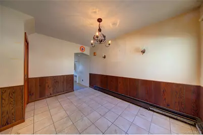 984 Shelburne Drive, Franklin Square, NY 11010 - Photo 8