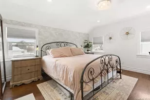 47 Smith Ave, Islip, NY 11751 - Photo 10