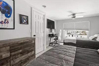 47 Smith Avenue, Islip, NY 11751 - Photo 12