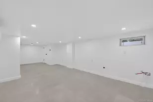 145-03 123rd Ave, Jamaica, NY 11436 - Photo 12