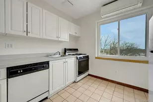 190 Fordham St, Bronx, NY 10464 - Photo 12