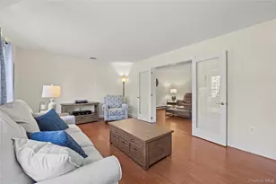 123 9th Ave, Holtsville, NY 11742 - Photo 32