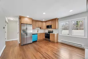 2066 Lakeview Rd, Bellmore, NY 11710 - Photo 14