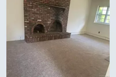 189 Grand Avenue, Shirley, NY 11967 - Photo 2