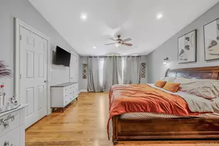 50 E Pine St, Long Beach, NY 11561 - Photo 26