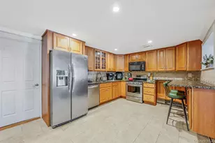 50 E Pine St, Long Beach, NY 11561 - Photo 16