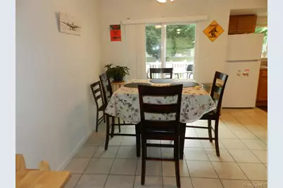 3105 Eagle Avenue, Medford, NY 11763 - Photo 4