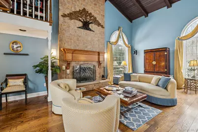 37 Bridle Path, Nissequogue, NY 11780 - Photo 6