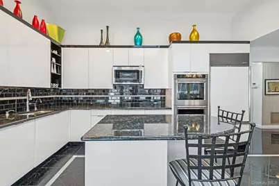 37 Bridle Path, Nissequogue, NY 11780 - Photo 16