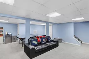 41 Evelyn Dr, Bethpage, NY 11714 - Photo 14