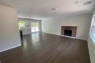 604 High St, Port Jefferson, NY 11777 - Photo 4