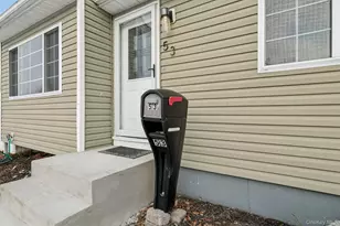 53 Hickory St, Central Islip, NY 11722 - Photo 4