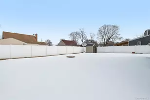 53 Hickory St, Central Islip, NY 11722 - Photo 40