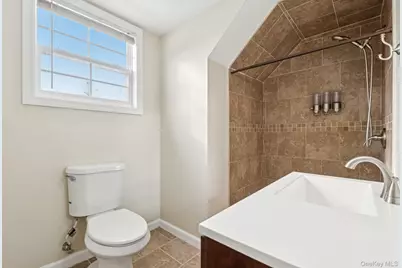 53 Hickory Street, Central Islip, NY 11722 - Photo 28