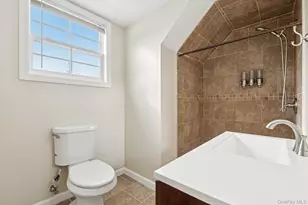 53 Hickory St, Central Islip, NY 11722 - Photo 28