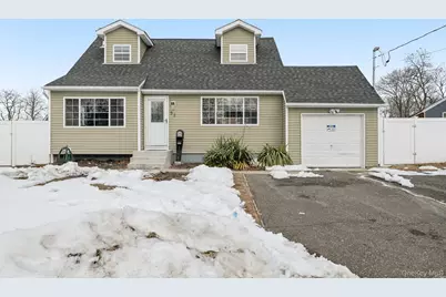 53 Hickory Street, Central Islip, NY 11722 - Photo 1