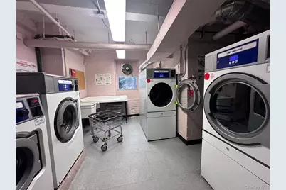 2704 Parsons Boulevard #6B, Flushing, NY 11354 - Photo 14