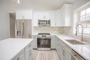 451 E Pine St, Long Beach, NY 11561 - Photo 2