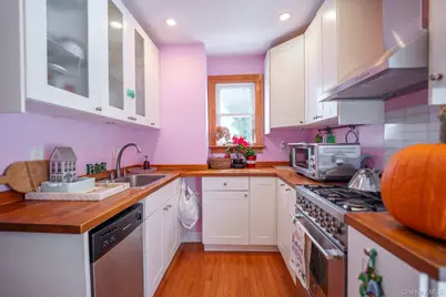 52 Park Avenue, Williston Park, NY 11596 - Photo 8