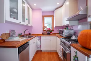 52 Park Ave, Williston Park, NY 11596 - Photo 8